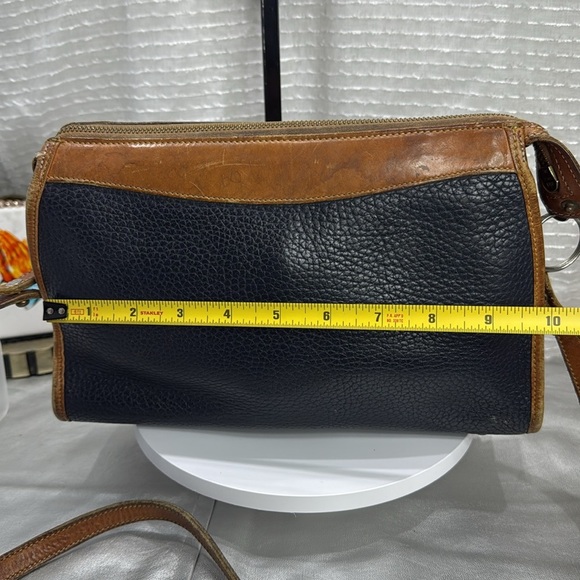 (X1) Dooney & Bourke vintage grained leather crossbody bag 80s, Y2K - Picture 9 of 16